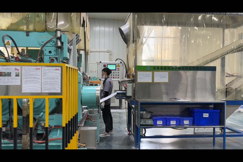 Highly automated production line ensuring production efficiency and batch-to-batch stability.