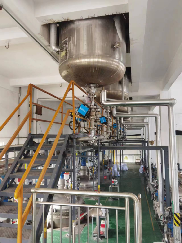 Central control room of China’s first fully automated ACM production line. This facility enables ACM rubber Manufacturers China to achieve exceptional consistency in manufacturing acrylic rubber for automatic transmission seals and other critical automotive components.