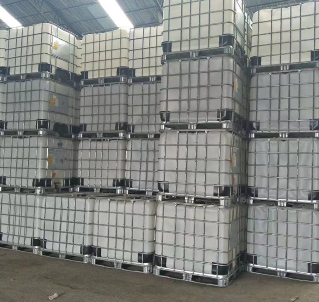 Current paraffin oil inventory – 120 blue barrels (200L each) stacked in three rows at Warehouse B, with visible batch labels and FIFO rotation tags.